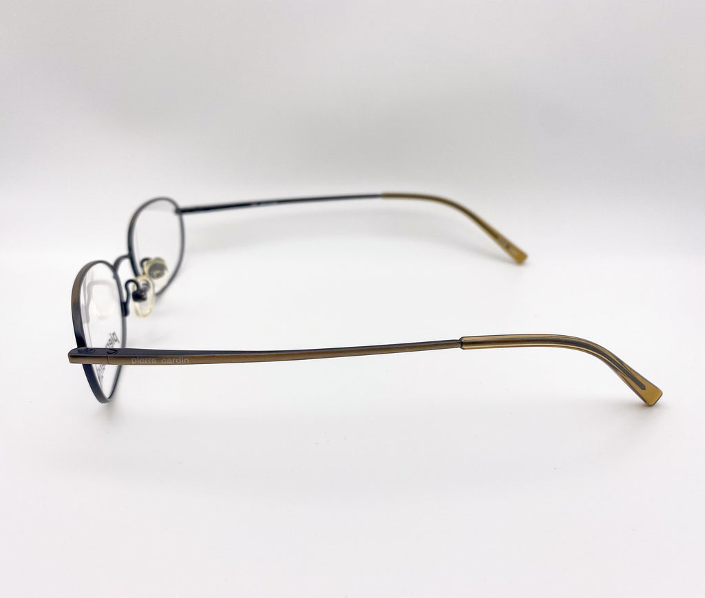 Oval eyeglasses on a white background